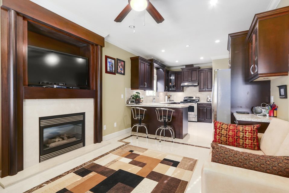 4528 Steveston Highway, Richmond, BC 13