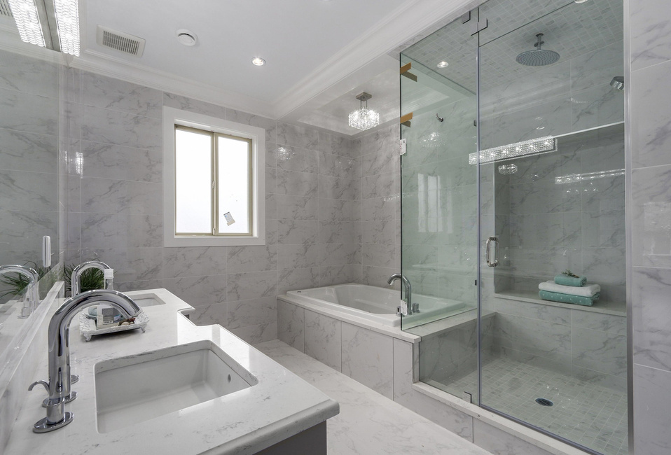 8051 Rosewell Avenue, Richmond, BC 8