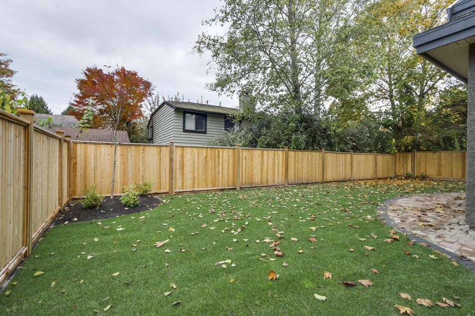 8051 Rosewell Avenue, Richmond, BC 3