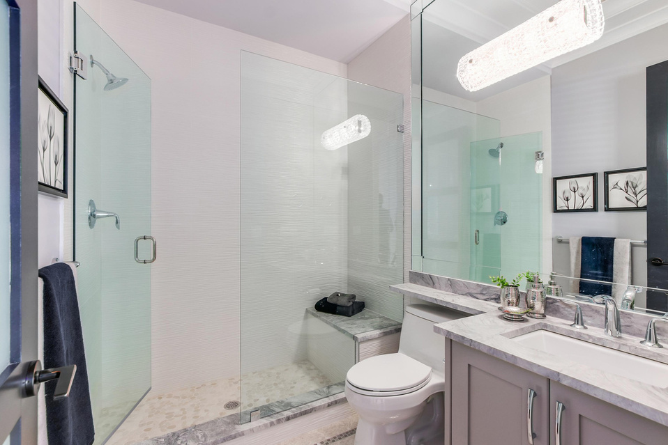 8100 Elsmore Road, Richmond, BC 11