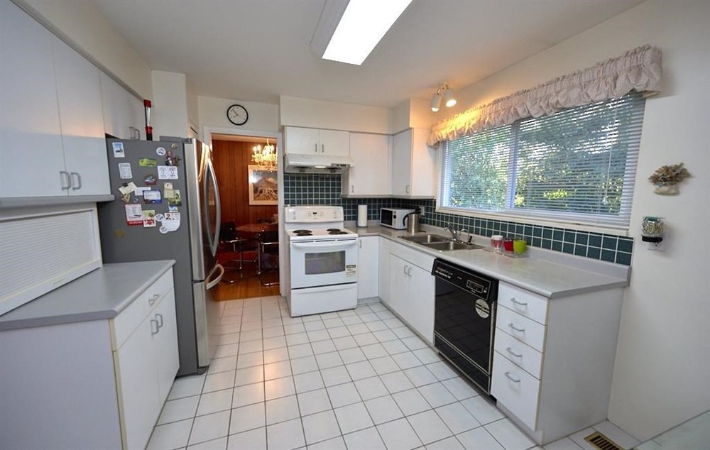 8431 Rosehill Drive, Richmond, BC 5