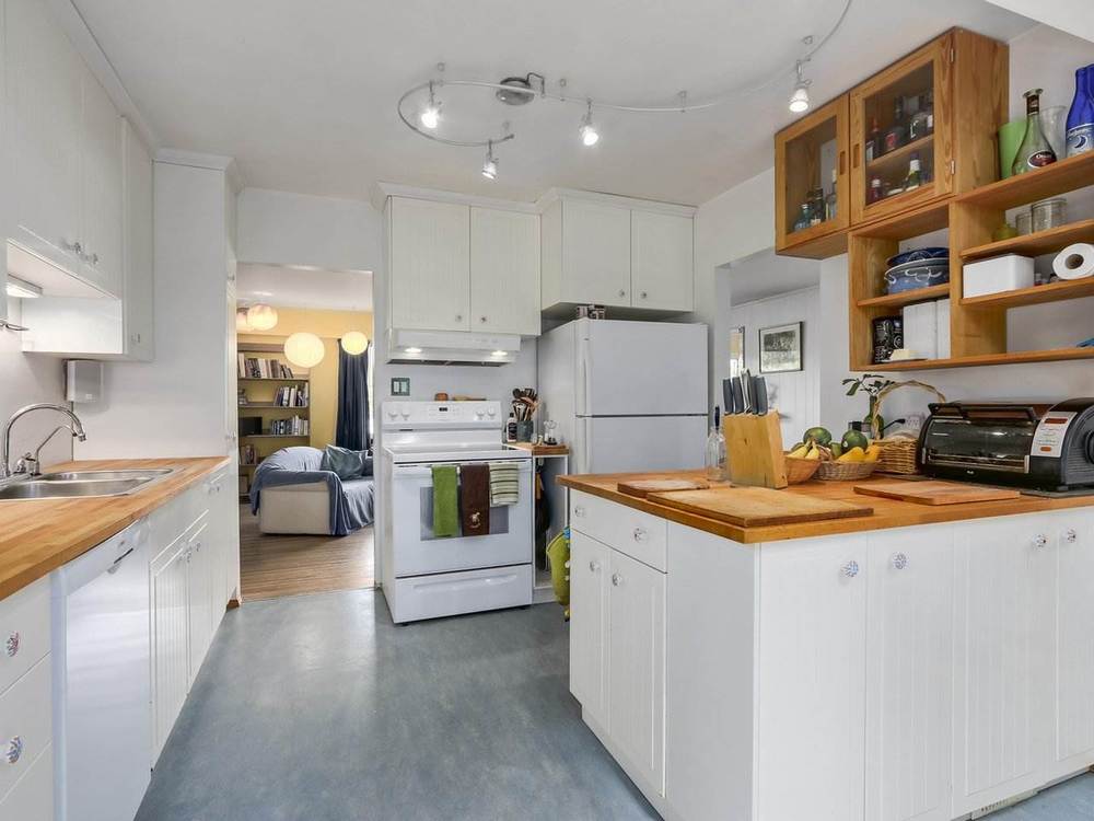 8540 Elsmore Road, Richmond, BC 9