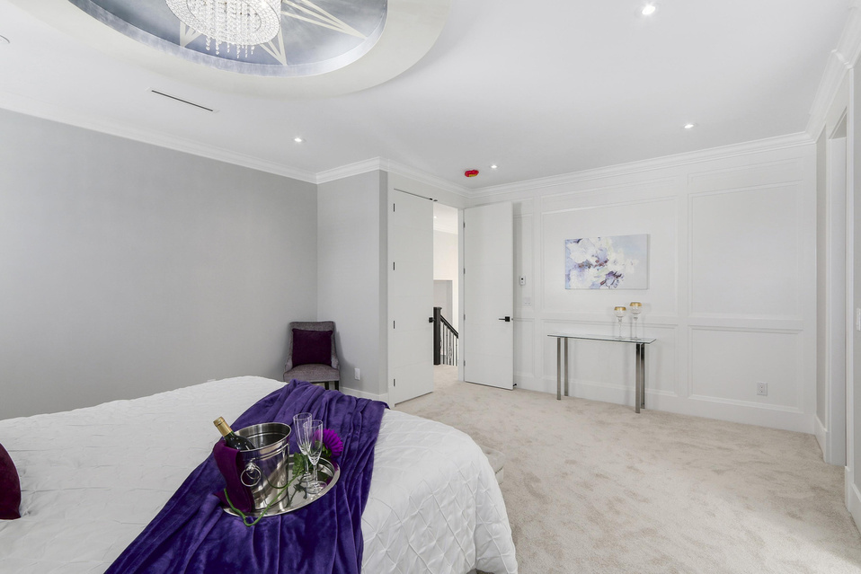 8760 Rosemary Avenue, Richmond, BC 9