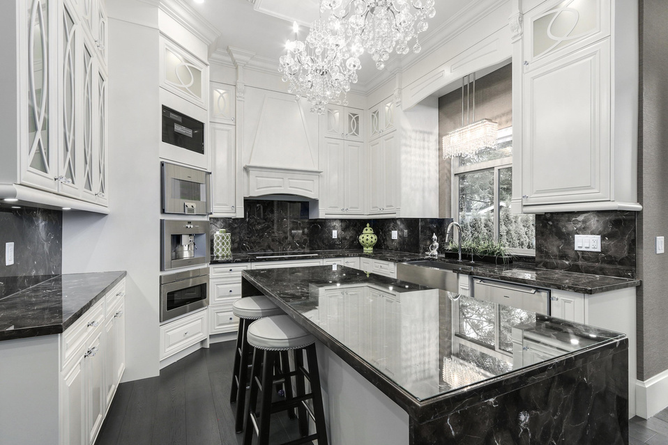 9340 Algoma Drive, Richmond, BC 11