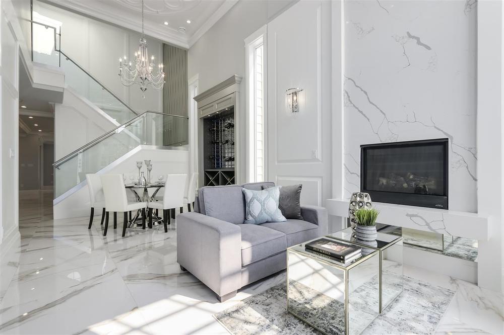 9573 Breden Avenue, Richmond, BC 18