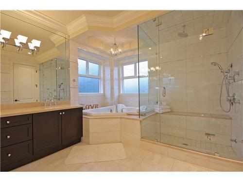 6411 CHATSWORTH Road, Richmond, BC 3