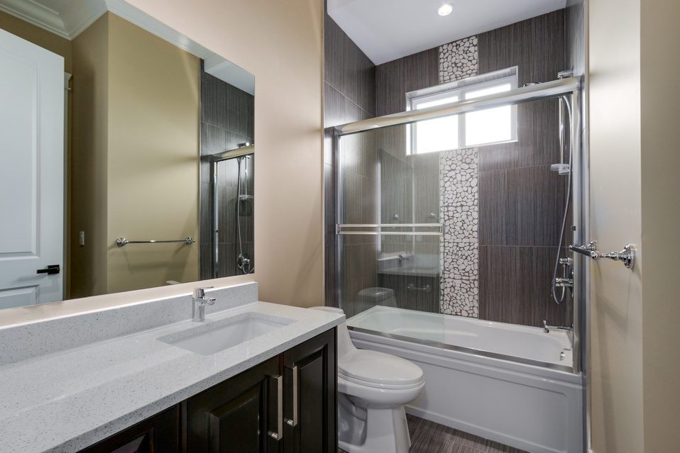 8131 No. 3 Road, Richmond, BC 10