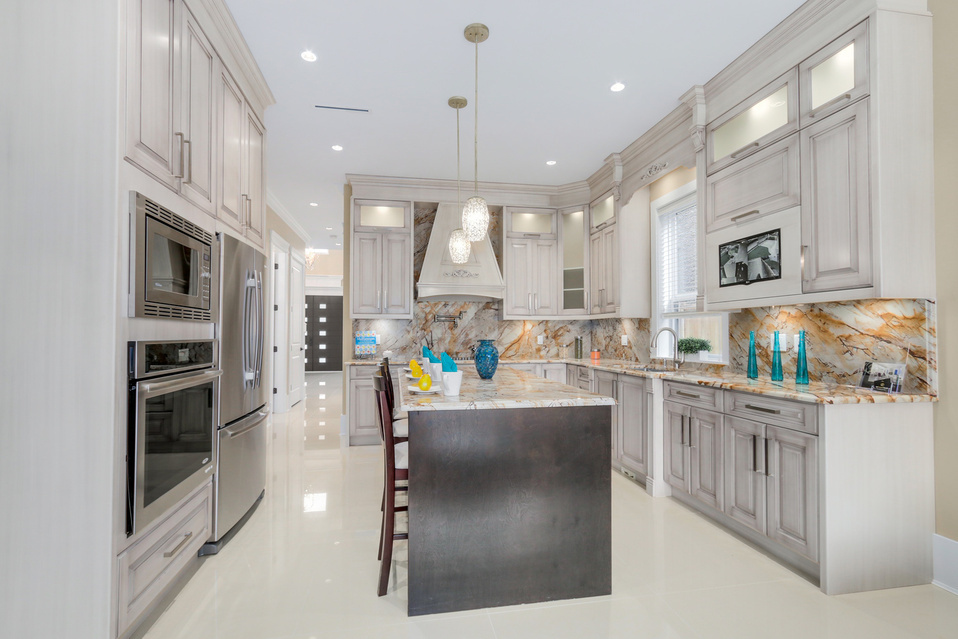 8131 No. 3 Road, Richmond, BC 18