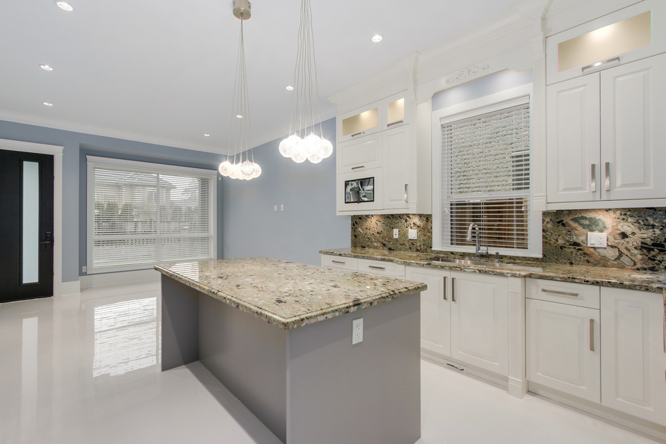8135 No. 3 Road, Richmond, BC 14