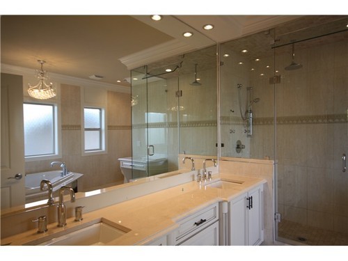 8151 WILLIAMS Road, Richmond, BC 3