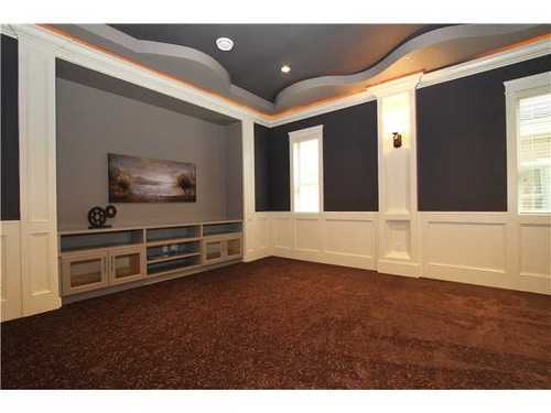 8828 MOORE Road, Richmond, B 5