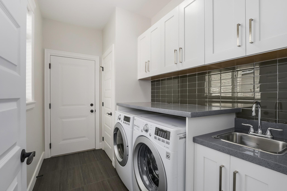 11319 No. 1 Road, Richmond, BC 12