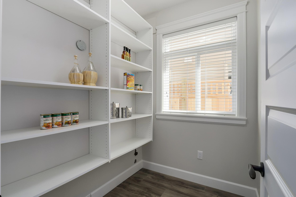 11319 No. 1 Road, Richmond, BC 14