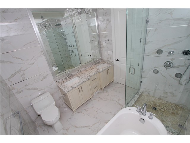 4531 Windjammer Drive, Richmond, BC 8