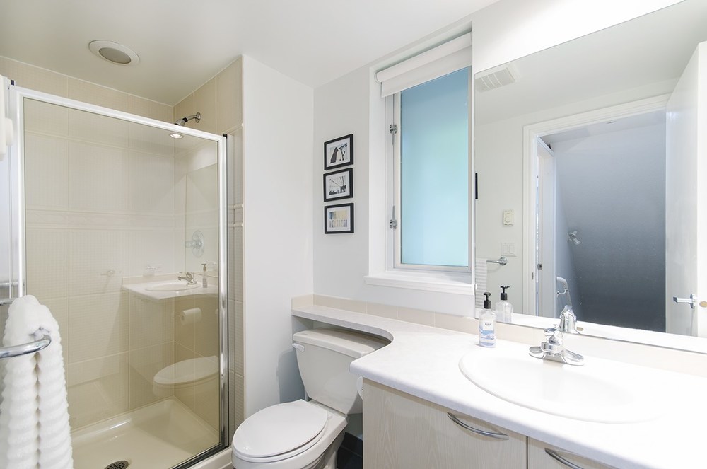 1086 HORNBY STREET, Vancouver West, BC 11