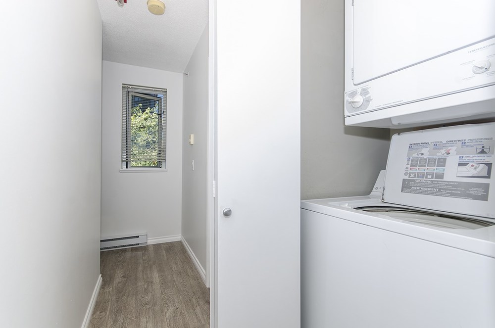 1086 HORNBY STREET, Vancouver West, BC 6