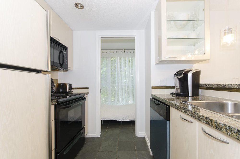 1086 HORNBY STREET, Vancouver West, BC 17