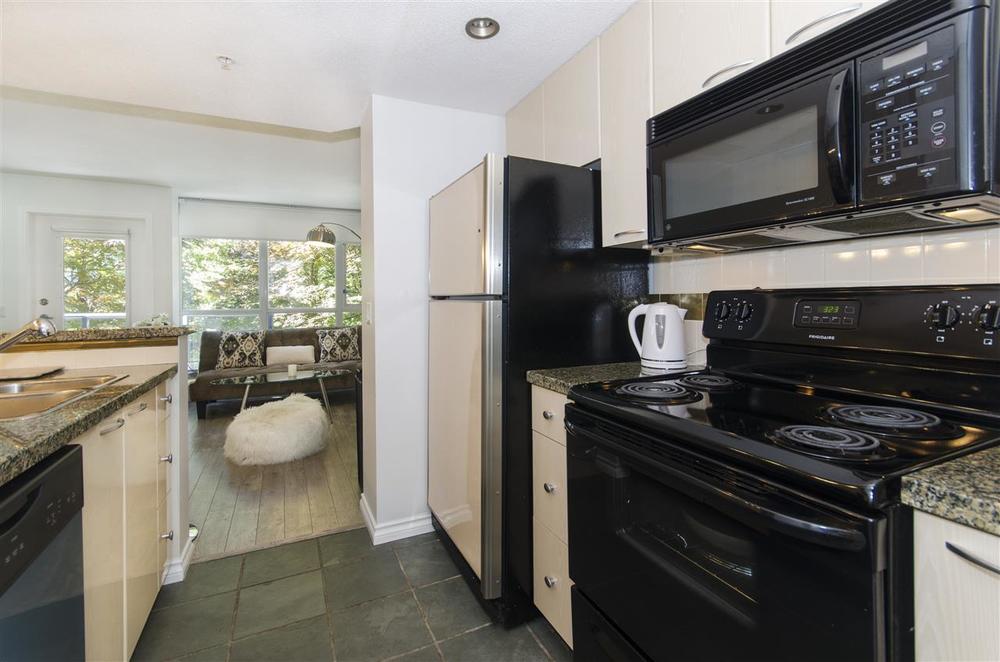 1086 HORNBY STREET, Vancouver West, BC 15