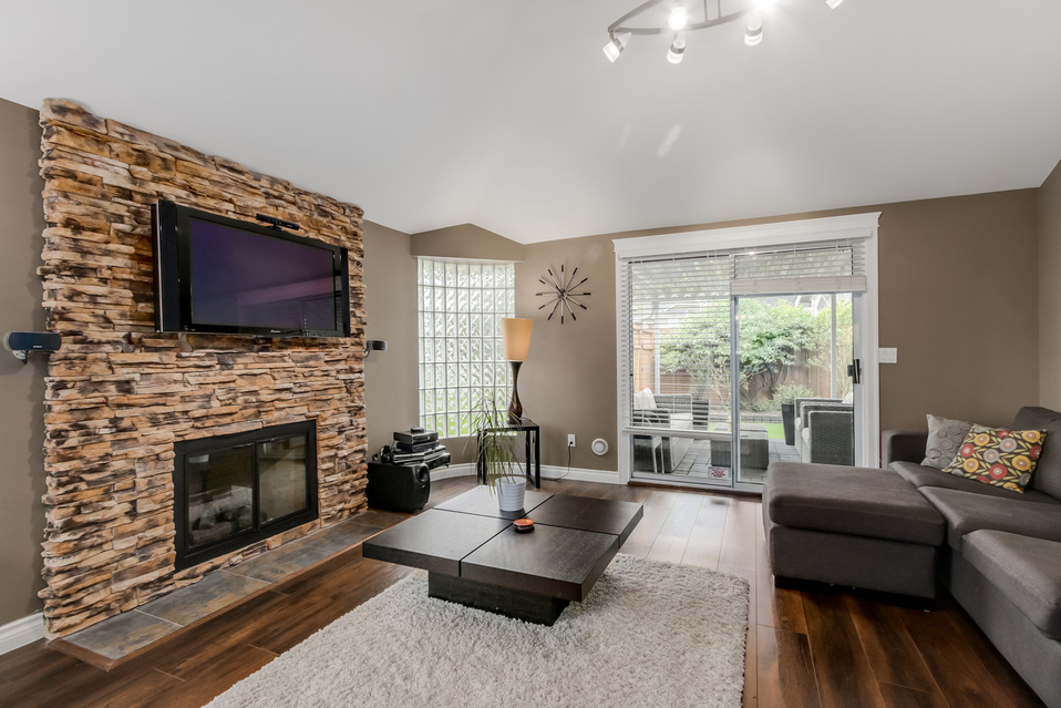 9588 Capstan Way, 'The Oaks", Richmond, BC 11