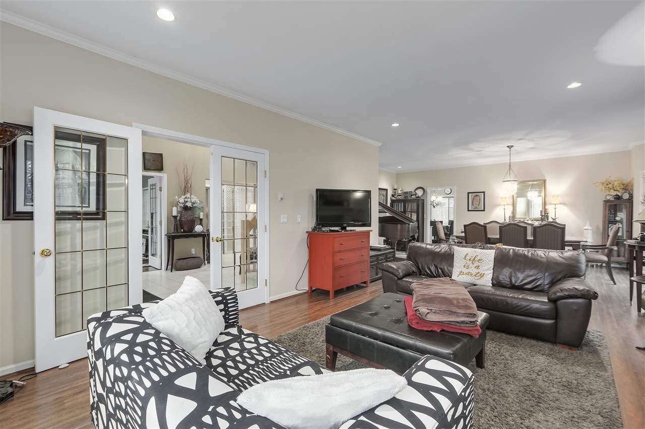5691 Cathay Road, Richmond 4