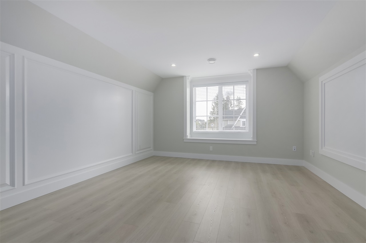7451 Bridge Street, Richmond 16