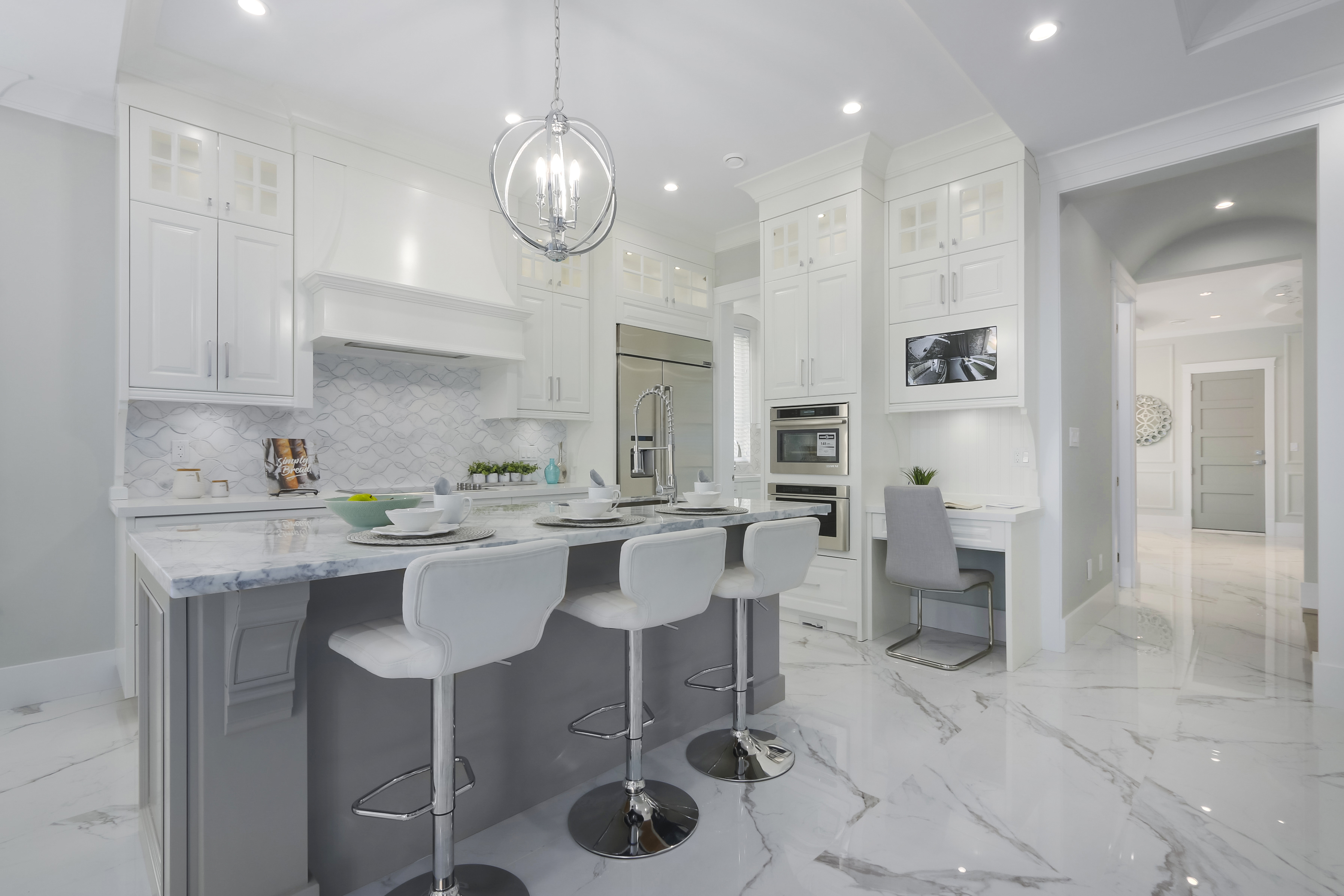 7528 ARMSTRONG STREET RICHMOND BC 5