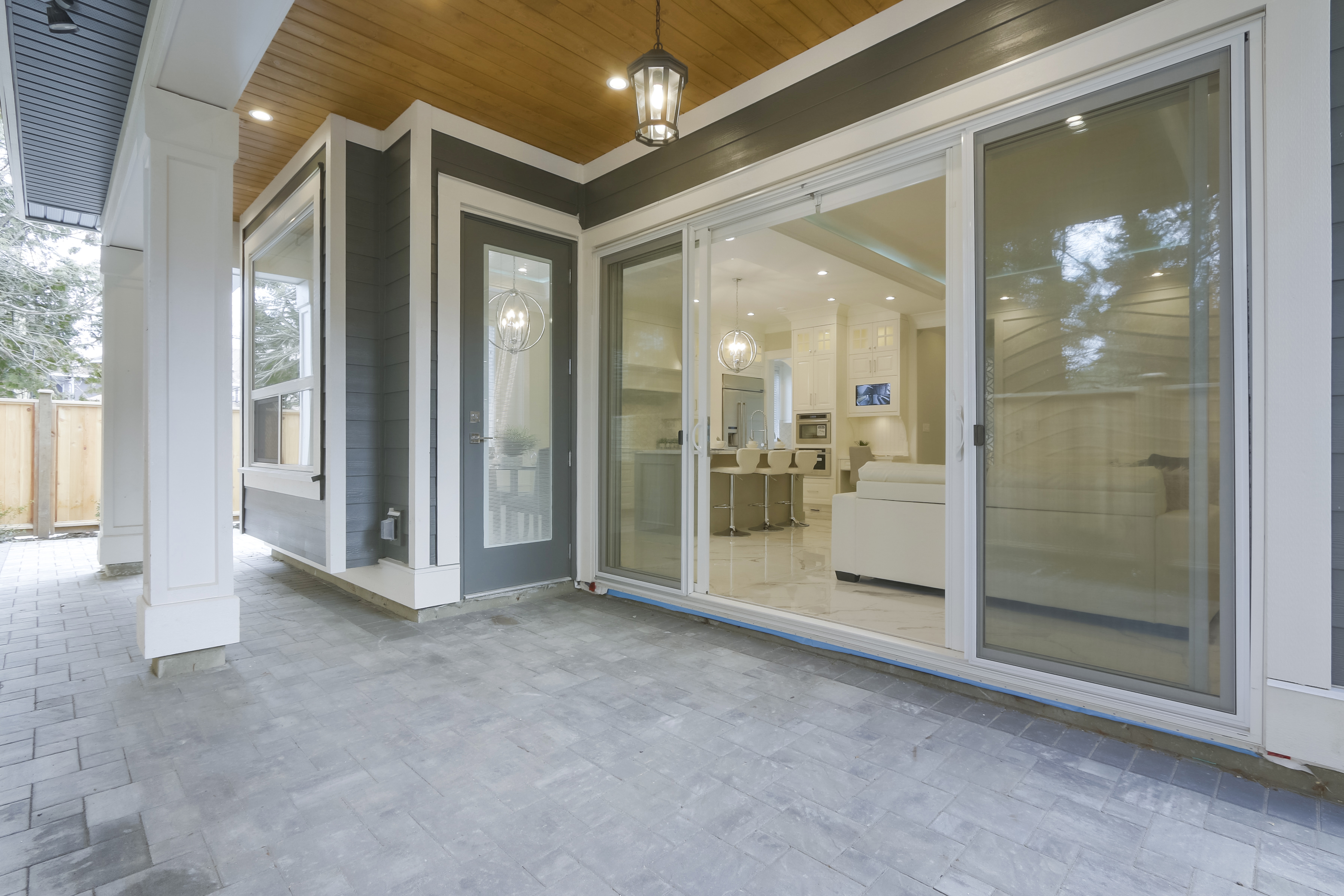 7528 ARMSTRONG STREET RICHMOND BC 17