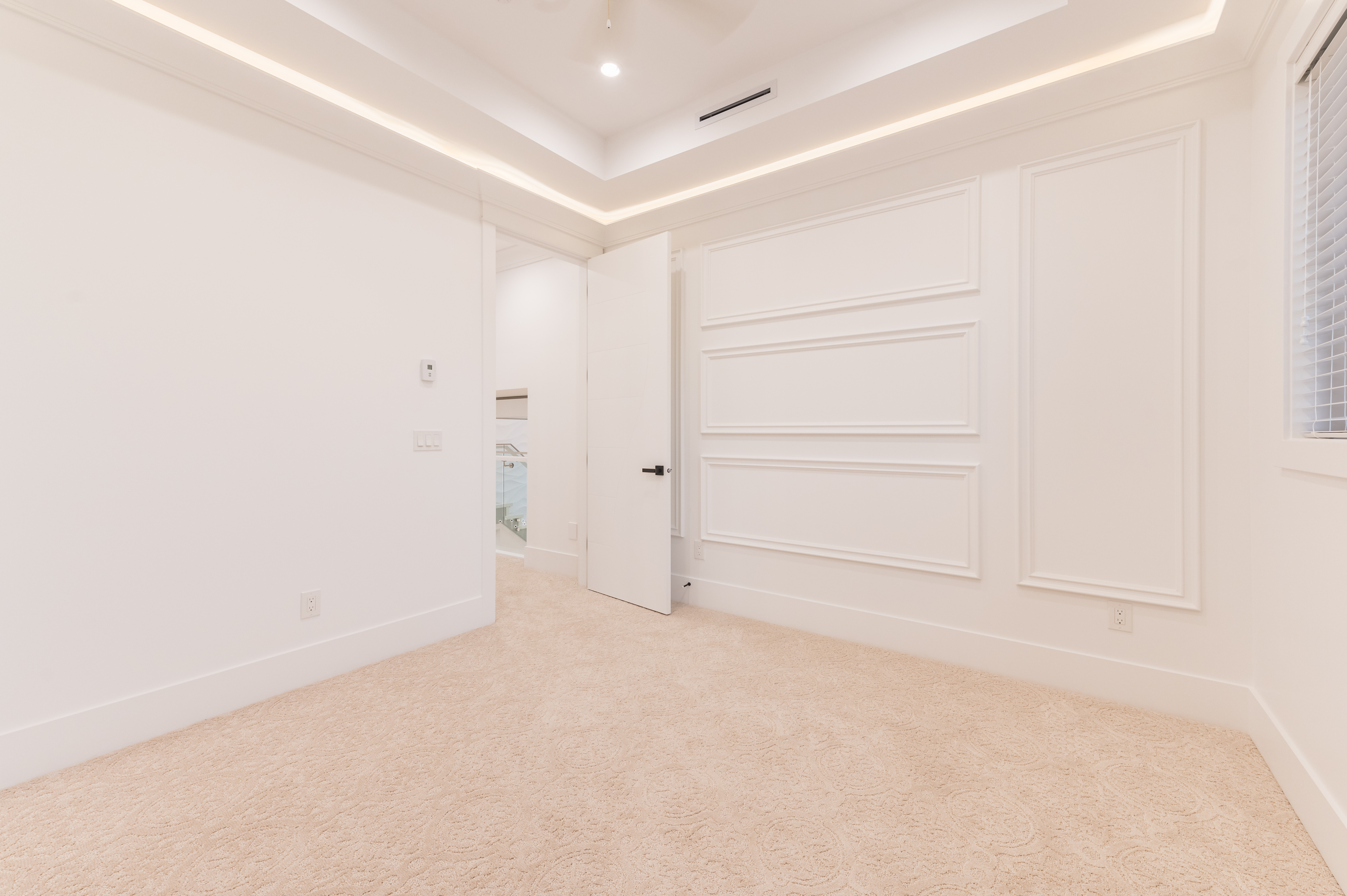3280 BLUNDELL ROAD 27