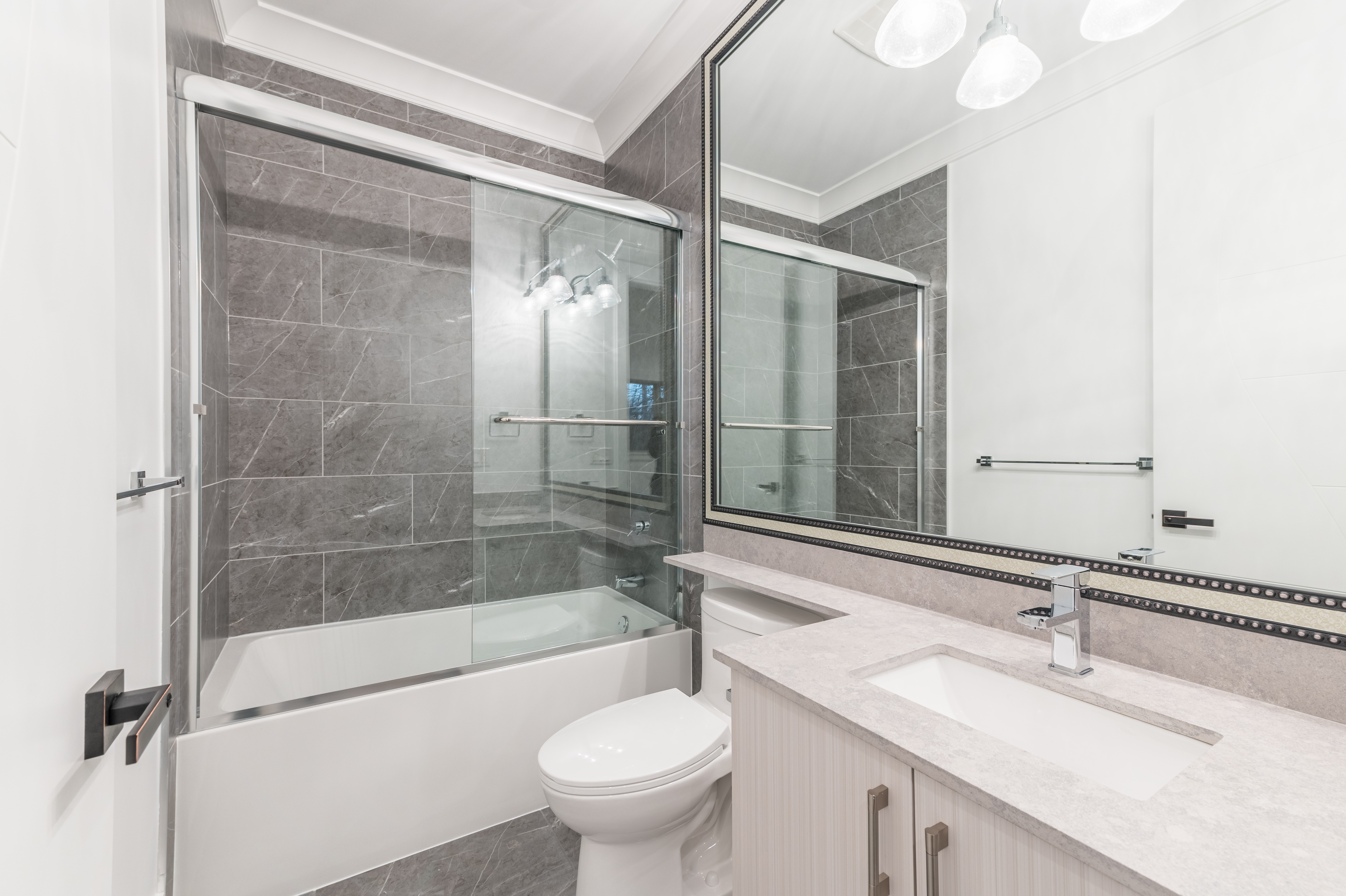 3280 BLUNDELL ROAD 35