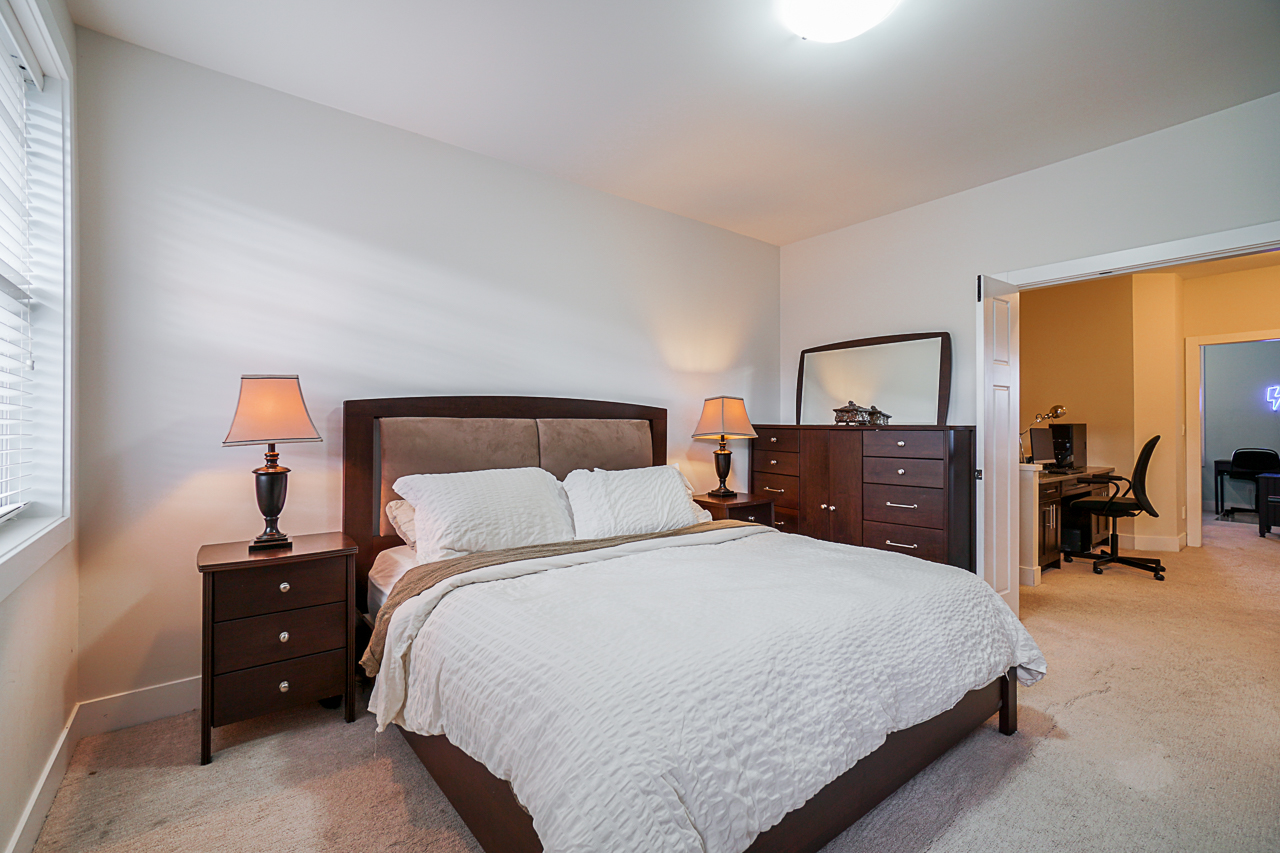 14180 60A AVENUE 21