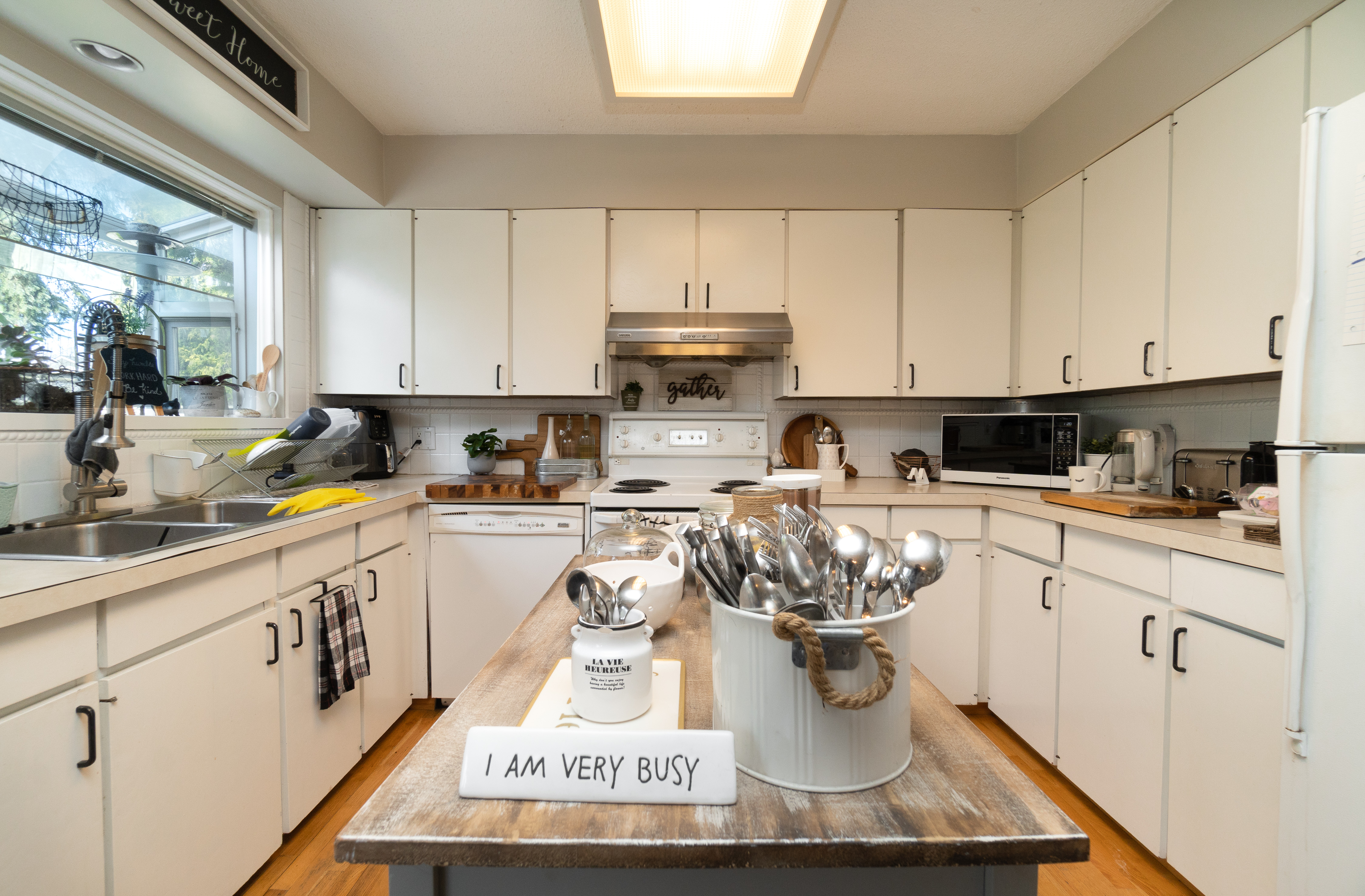 10911 ROSELAND GATE 5