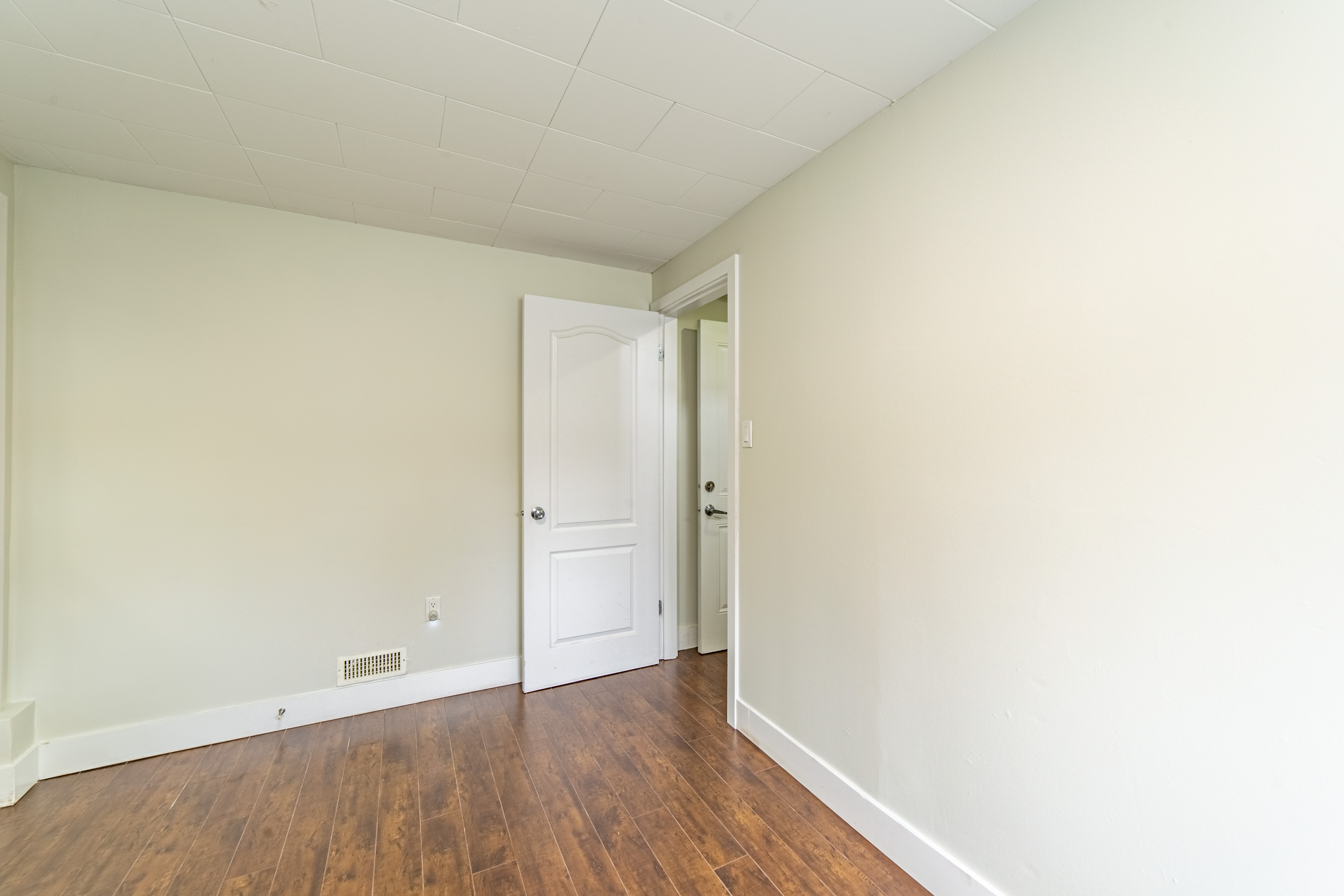 11584 75A AVENUE 28