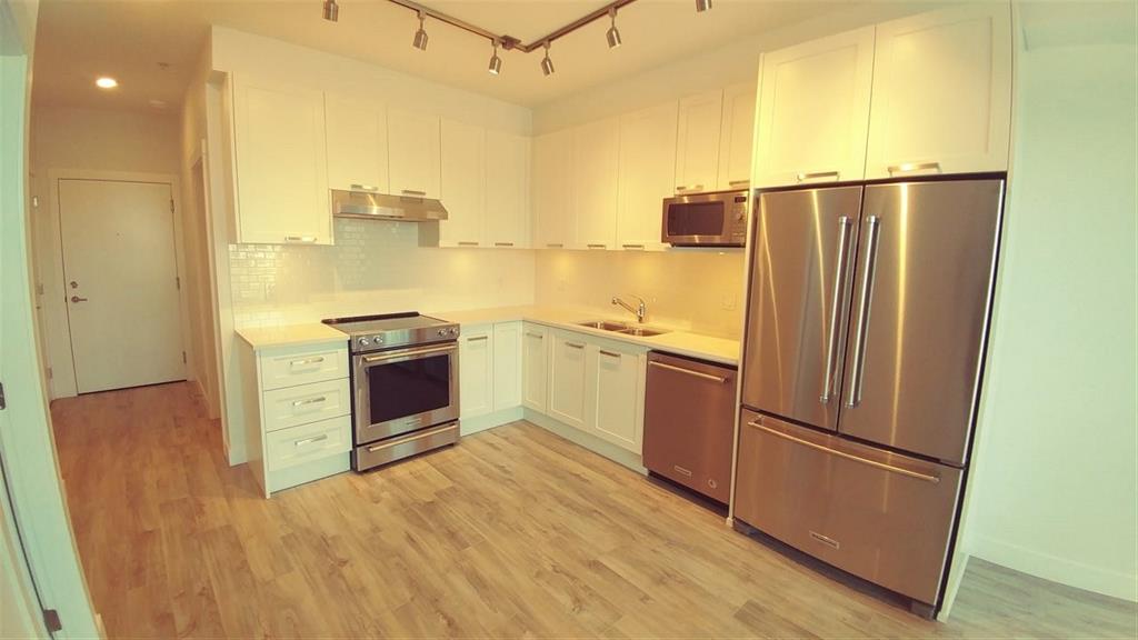 316 5638 201A STREET 2