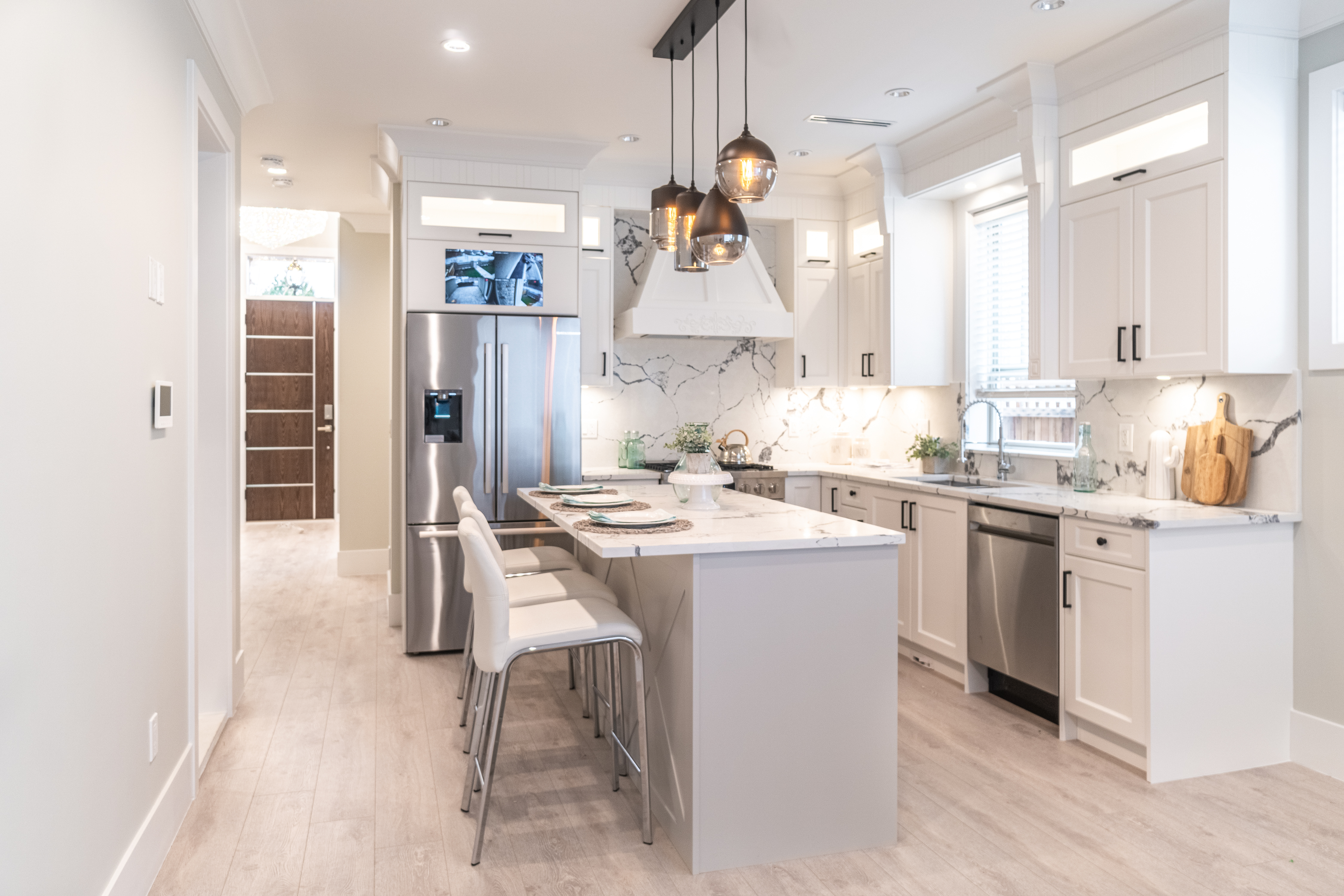 9051 STEVESTON HIGHWAY 10