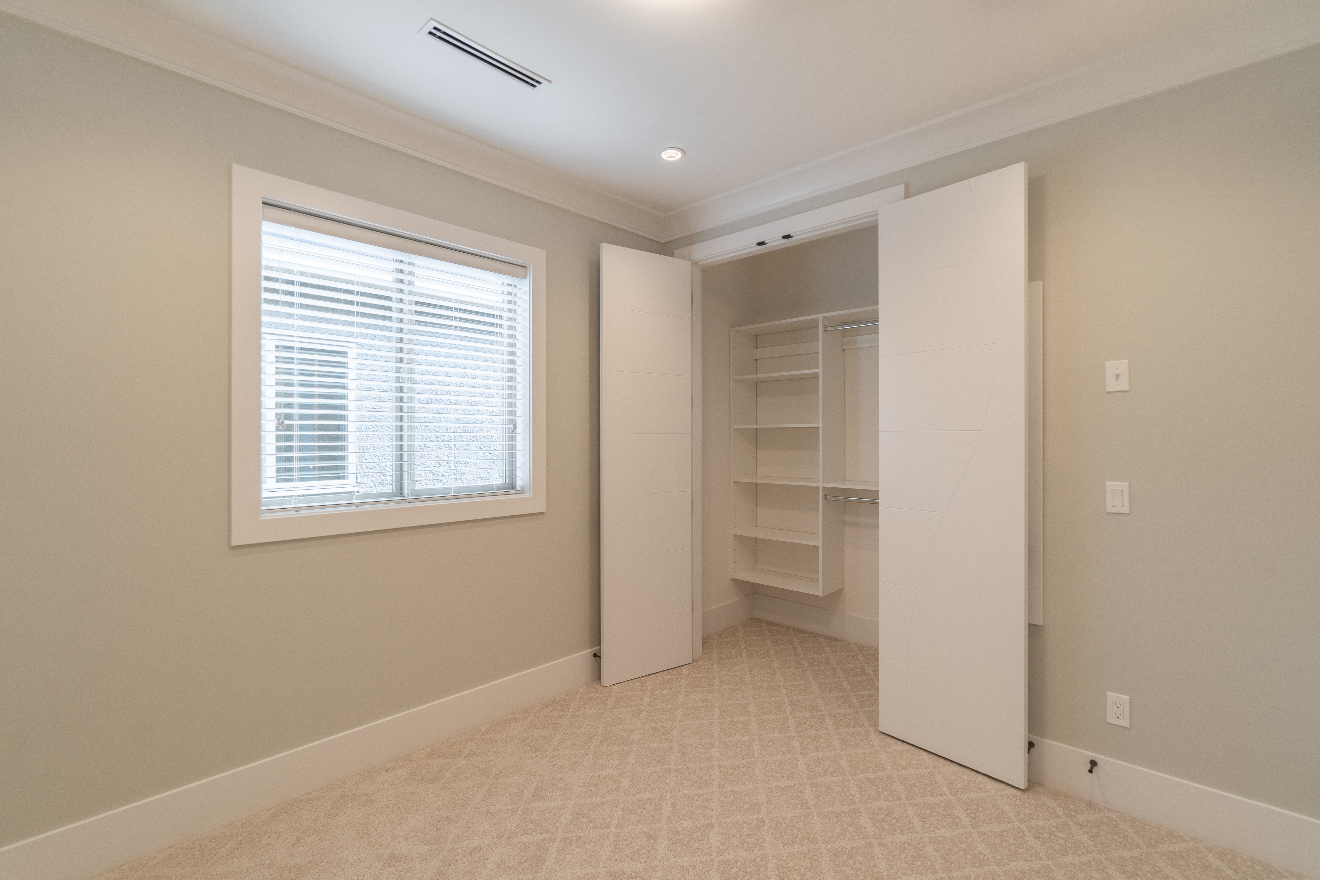 9051 STEVESTON HIGHWAY 23
