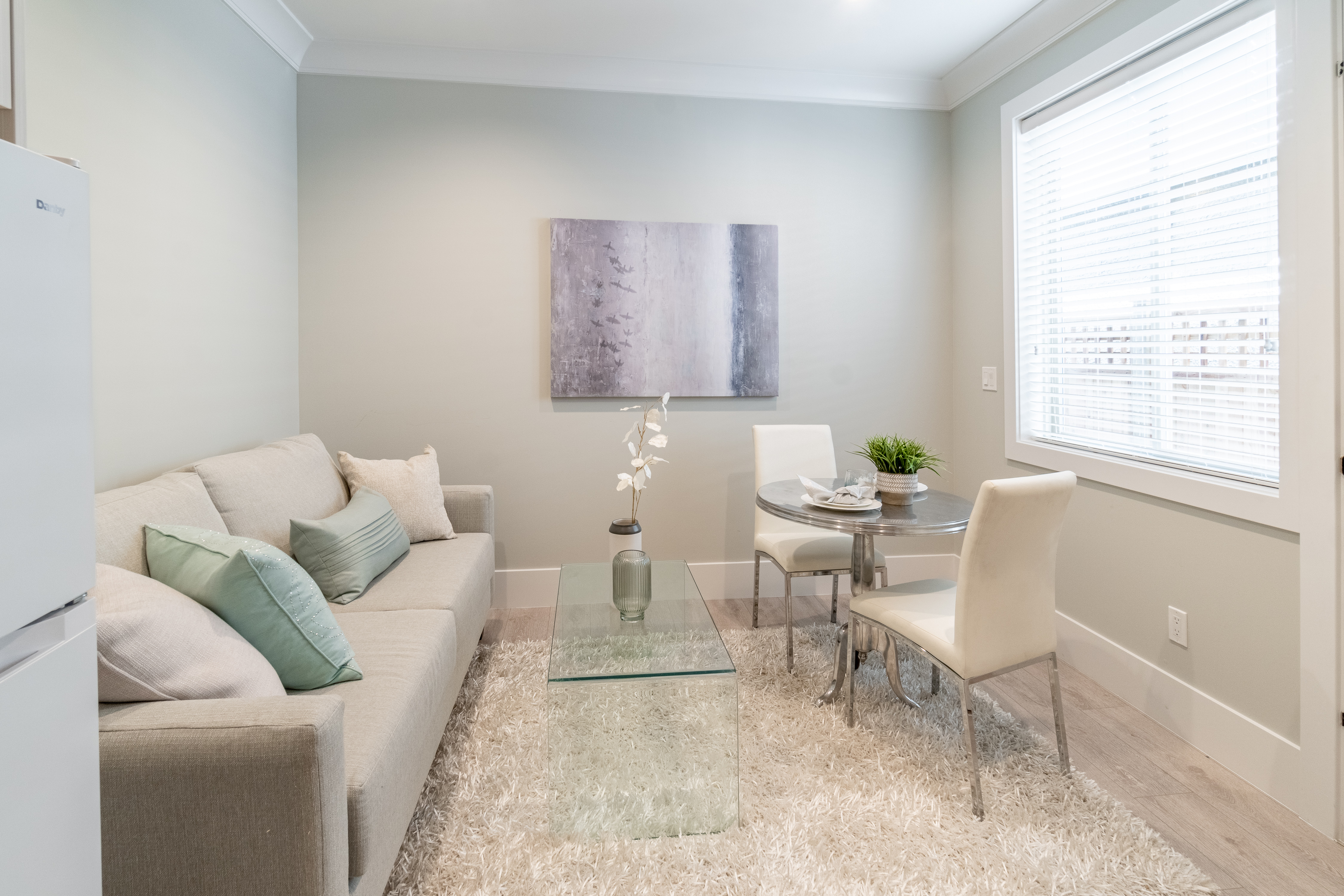 9051 STEVESTON HIGHWAY 27