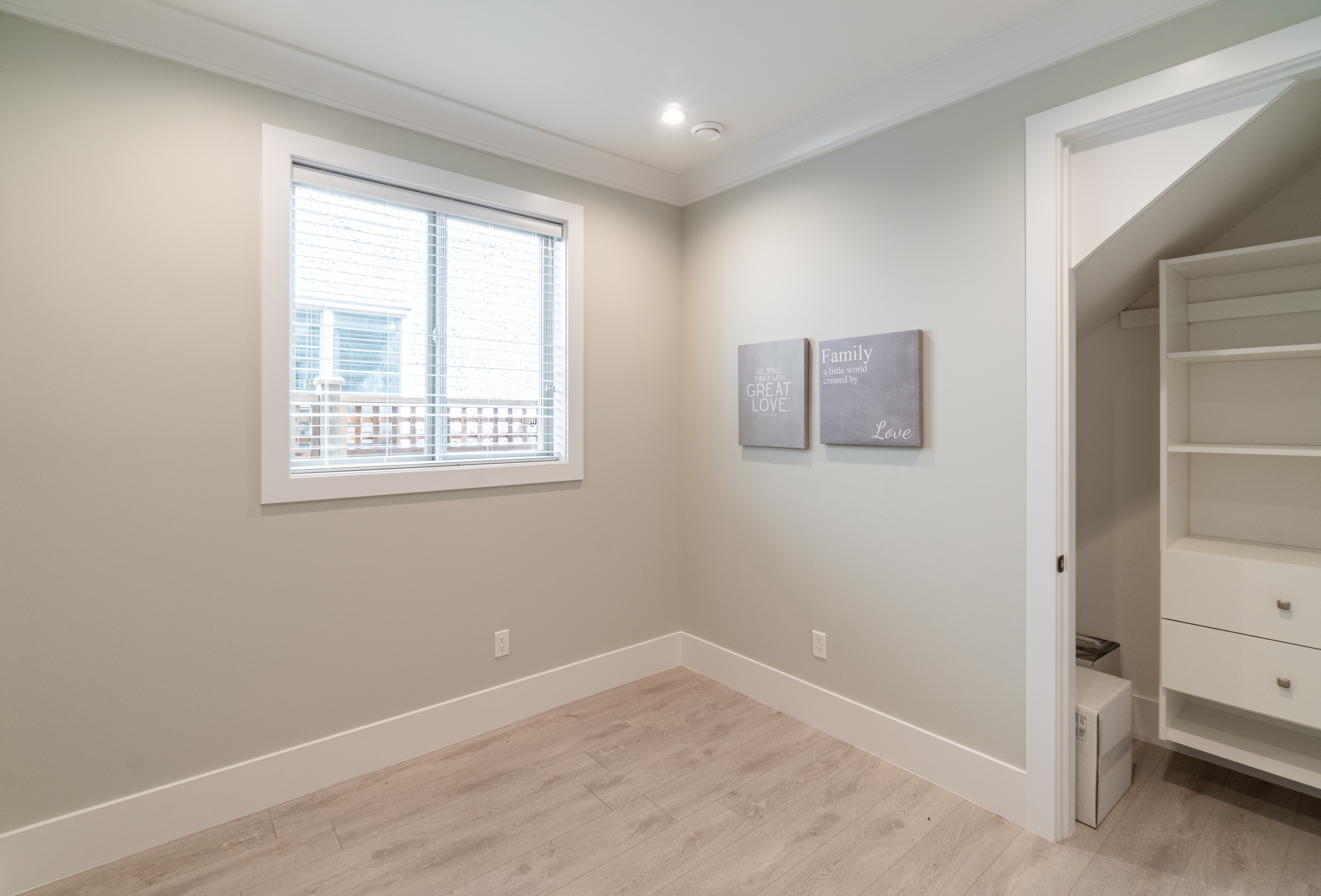9051 STEVESTON HIGHWAY 30