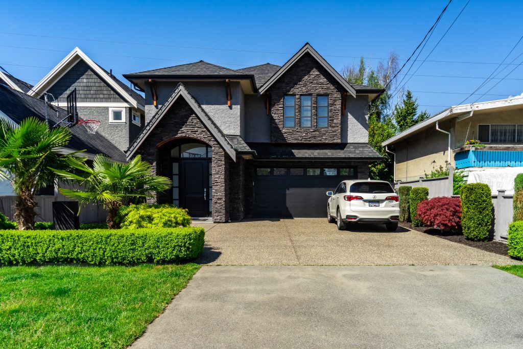 10511 BIRD ROAD