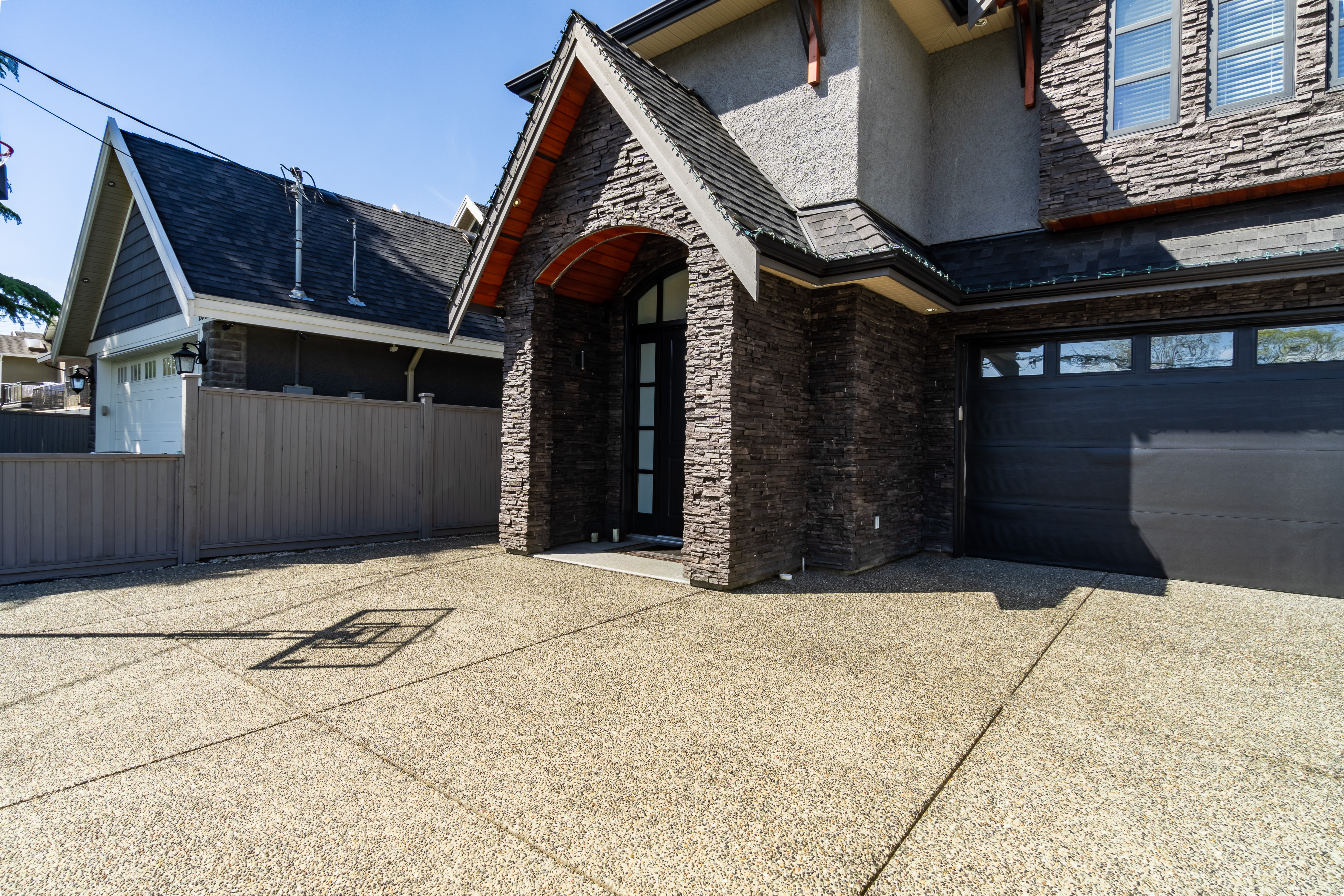 10511 BIRD ROAD 2