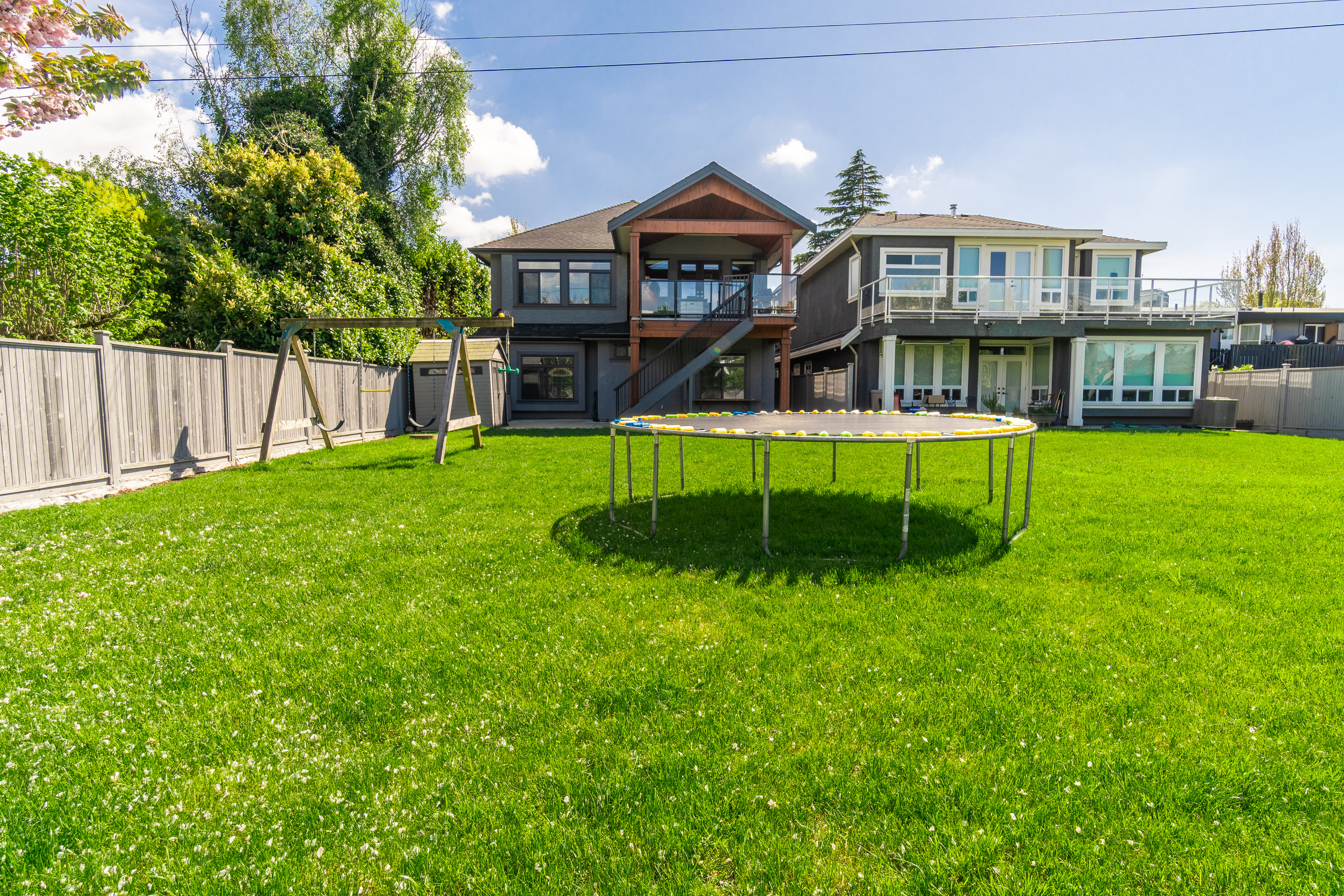 10511 BIRD ROAD 39