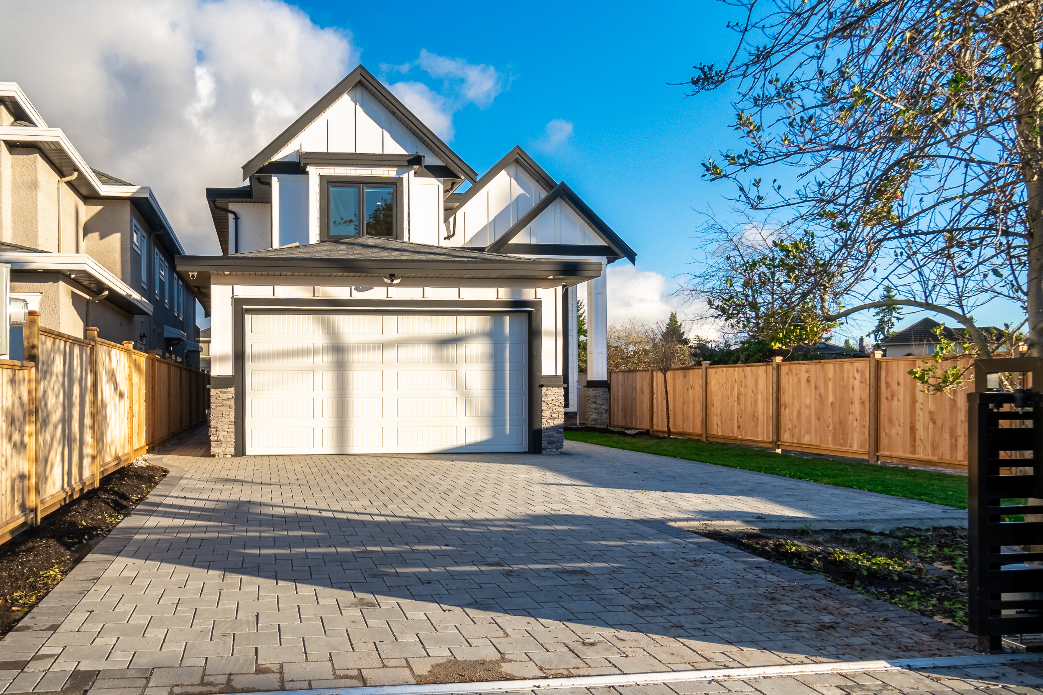 2280 Mclennan Ave 33
