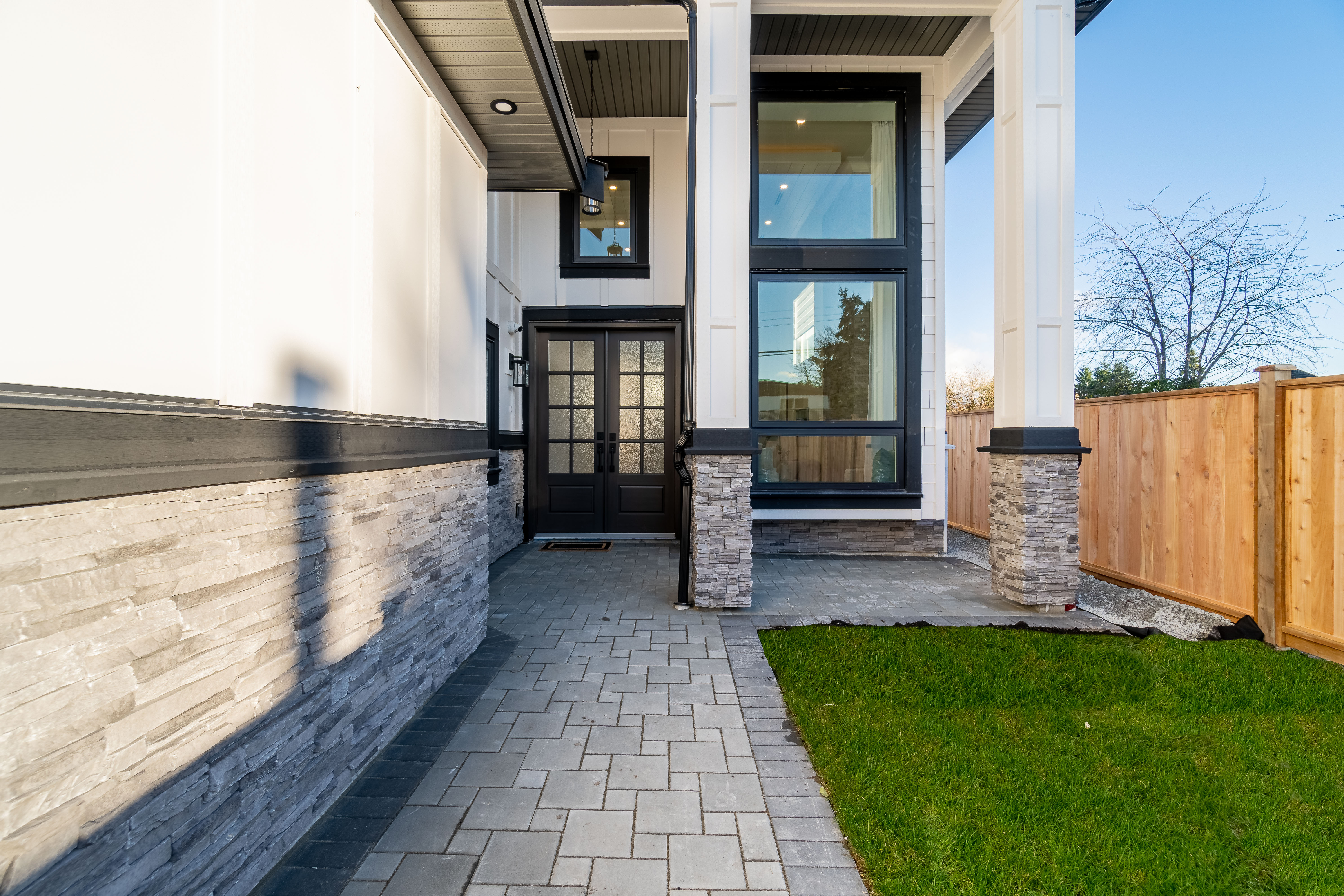 2280 Mclennan Ave 32