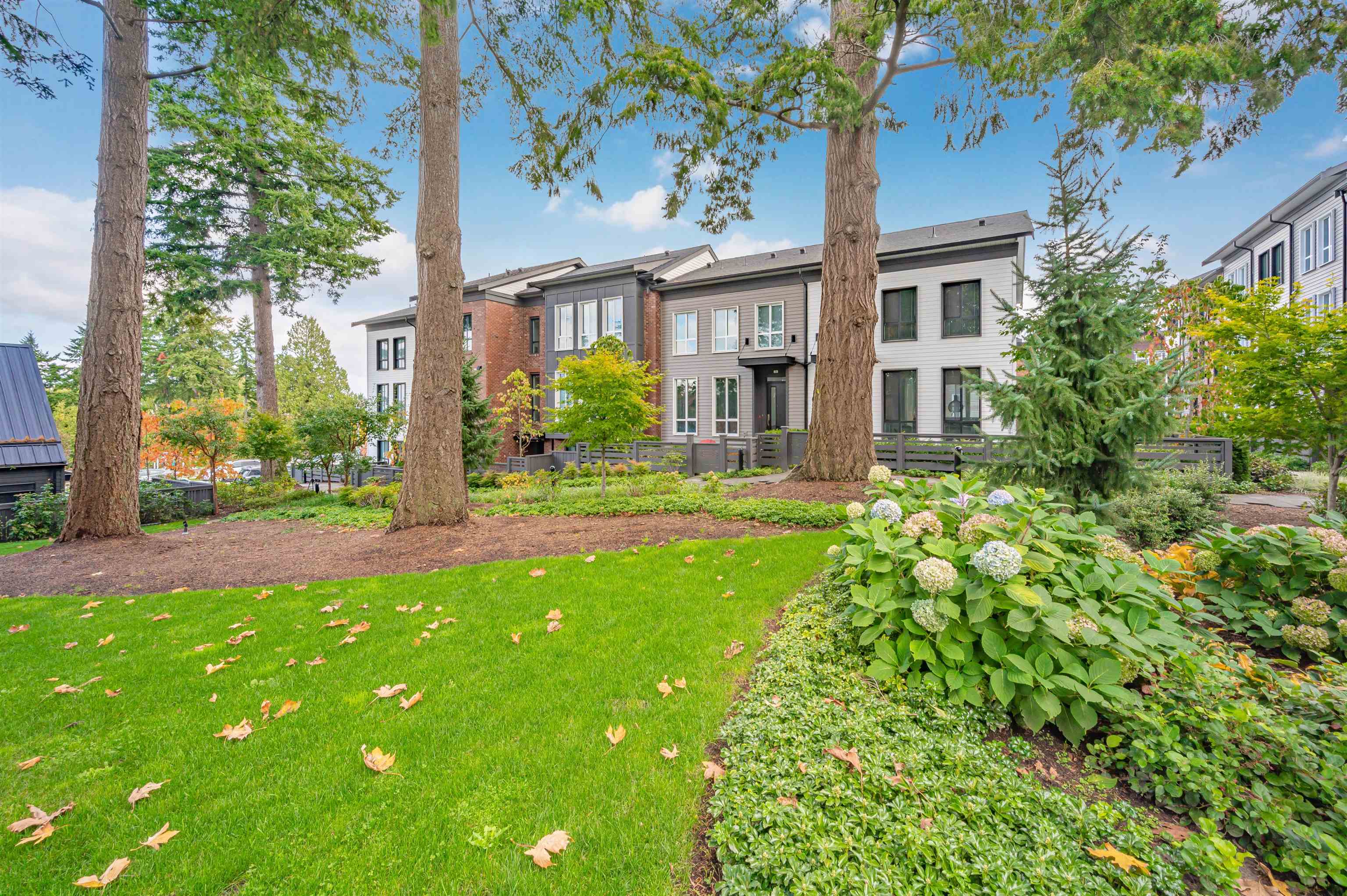 33 15938 27 Avenue, Surrey, BC 2