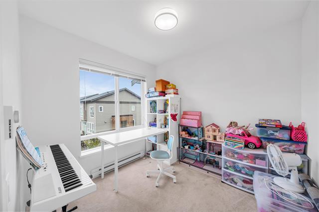 33 15938 27 Avenue, Surrey, BC 22