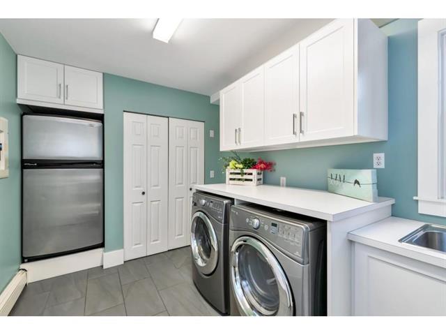2120 Douglas Crescent, Richmond, BC 24