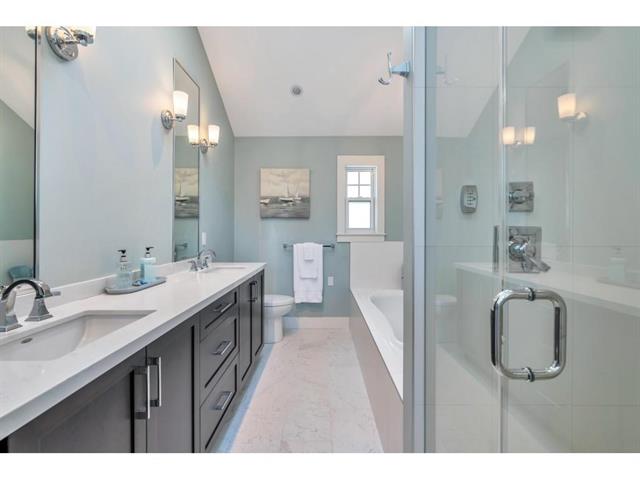 2120 Douglas Crescent, Richmond, BC 32