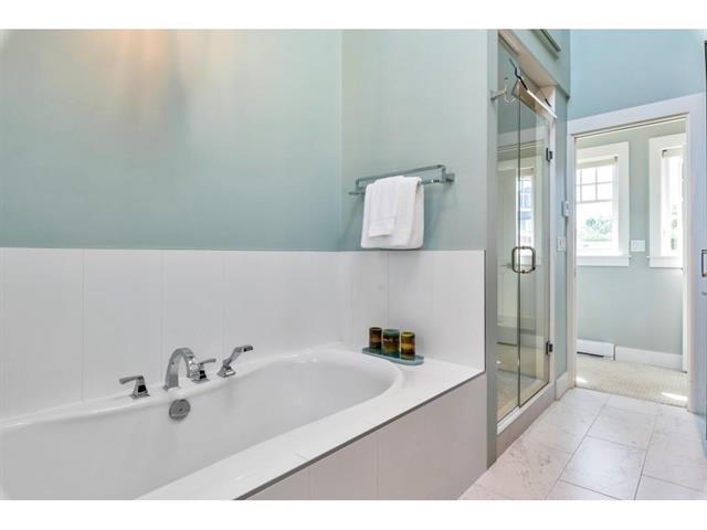 2120 Douglas Crescent, Richmond, BC 33