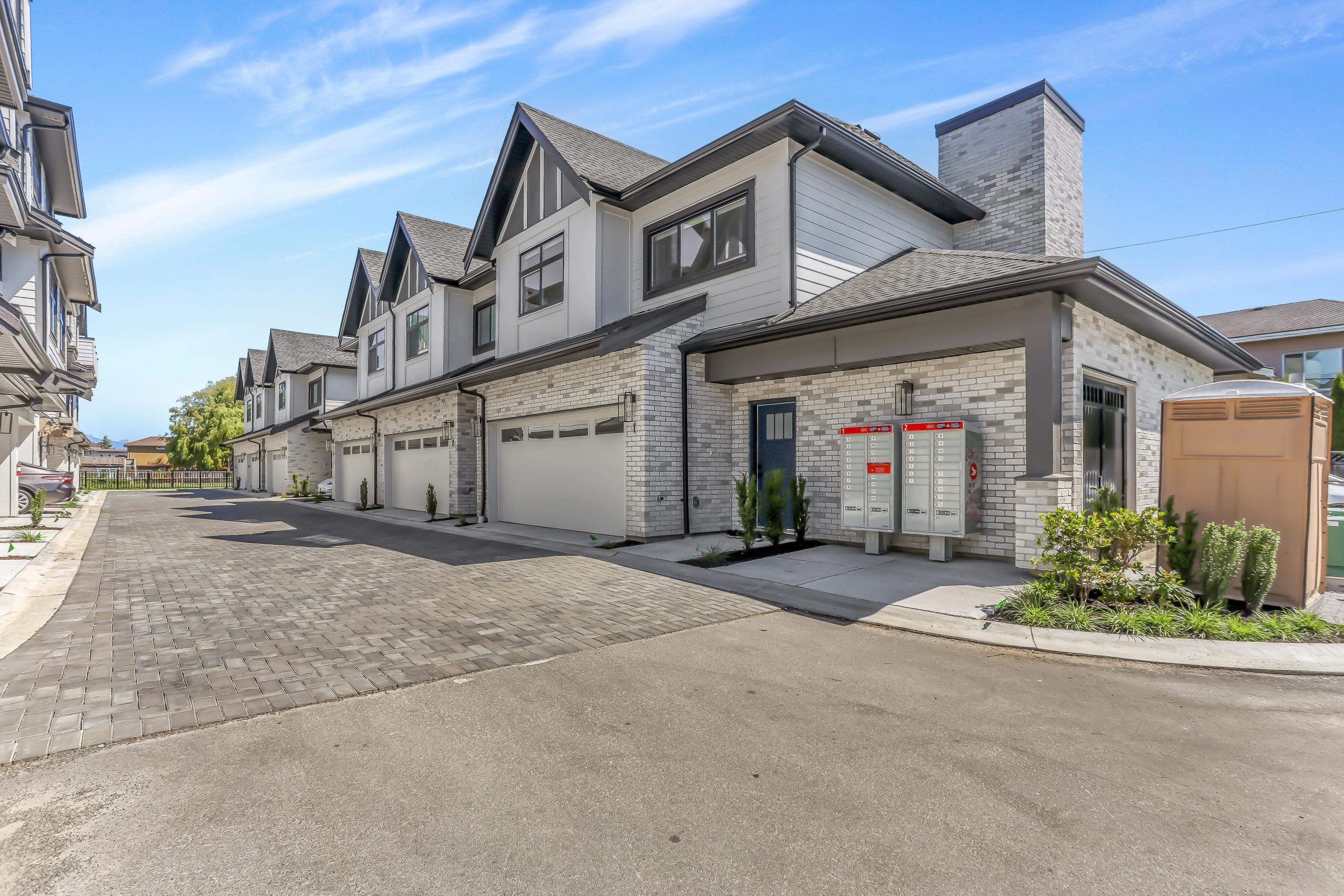 #1 - 8620 Railway Ave 13