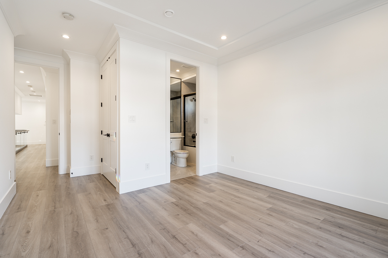 3522 Lockhart Road 21
