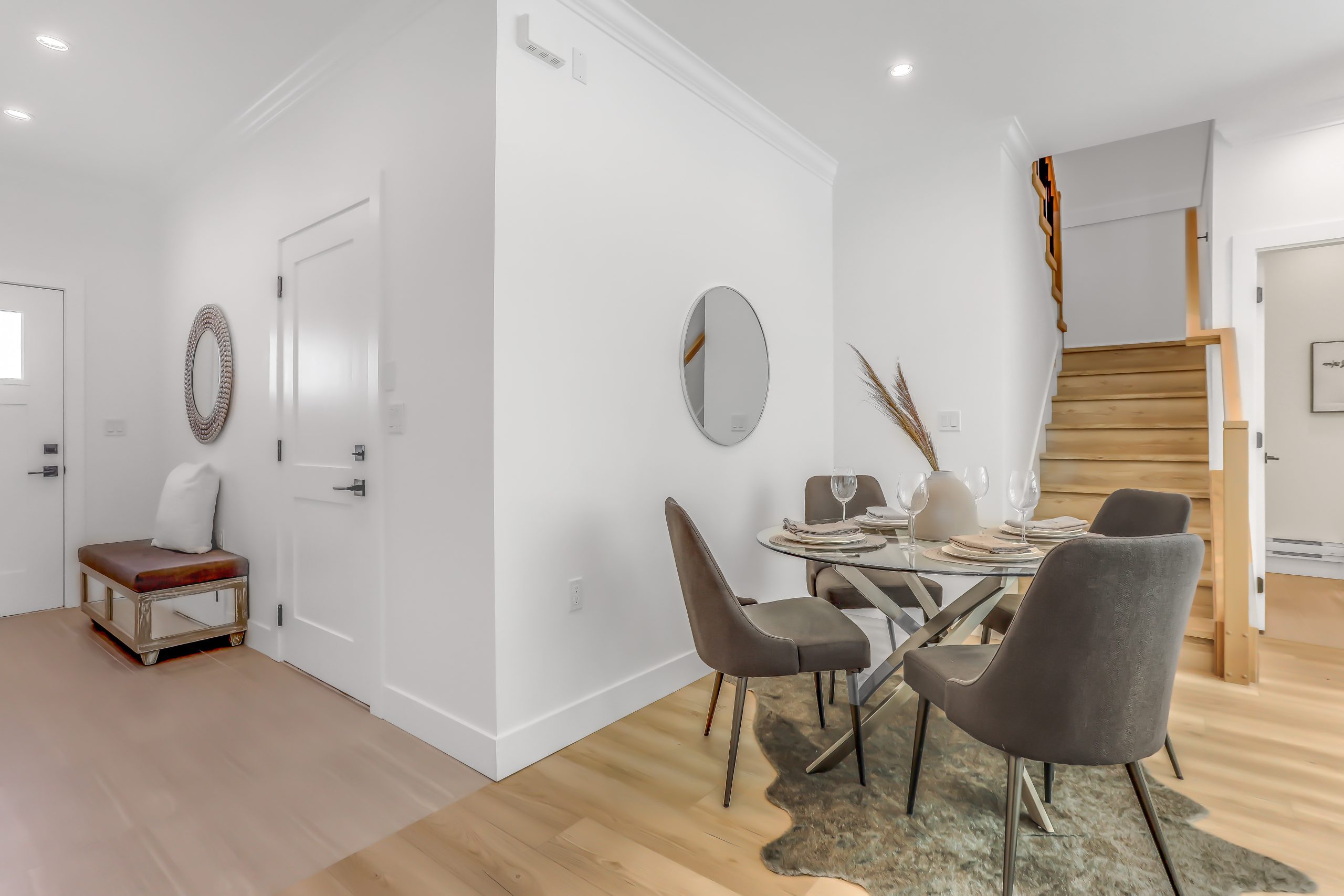 #1 - 8620 Railway Ave 11
